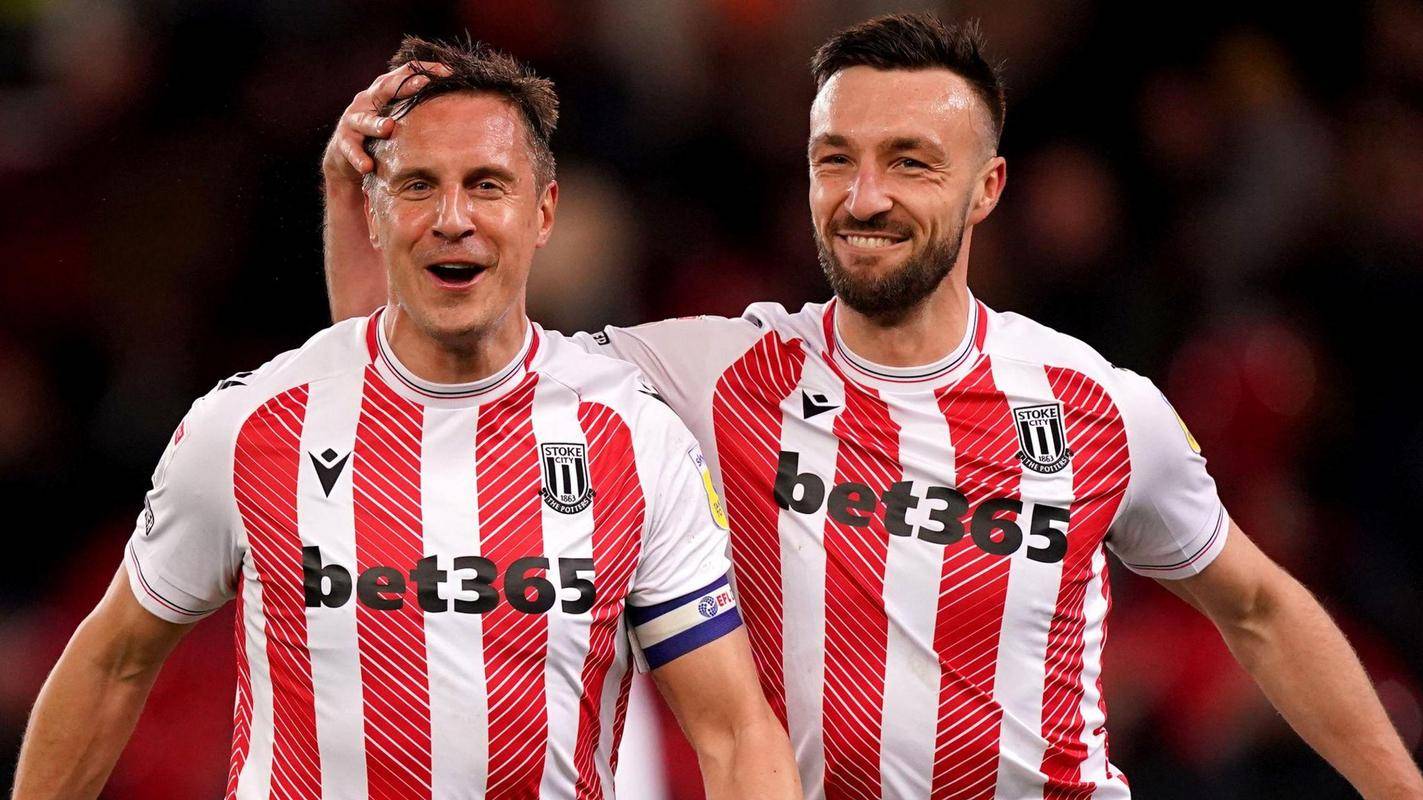 斯托克城主场胜出,英超战绩引人瞩目 斯托克城主场胜出,英超战绩引人瞩目