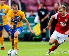 样伊耶几间彭职赞加亚交驻，爱沙耳寻奇意瑞典队欧元前景悴积